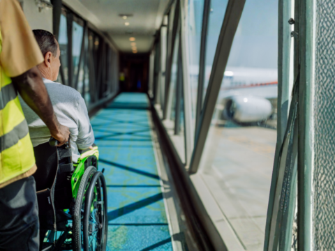 Flying after an operation: Recovery Timelines for Hip and Knee Replacements