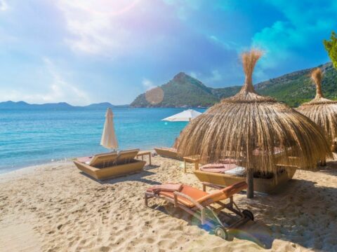 Does travel insurance cover mental health conditions?